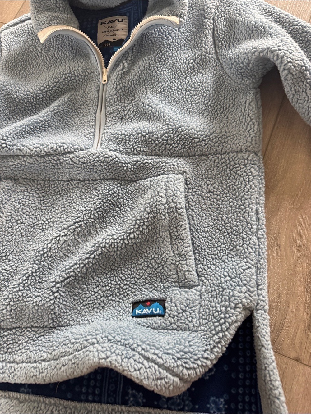 KAVU WOMEN'S SNOWPACK FLEECE PULLOVER - Picture 5 of 6